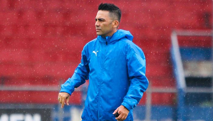 Pelatih Arema: Lawan Persib, Ya Kebetulan Saja